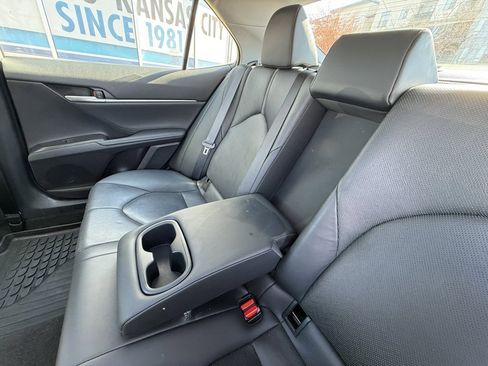 Used 2024 Toyota Camry XLE image 30