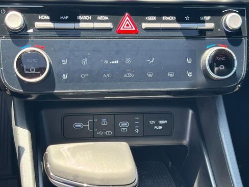 New 2025 Hyundai Santa Cruz Limited image 18