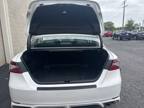 Used 2023 Toyota Camry SE w/ Cold Weather Package image 12