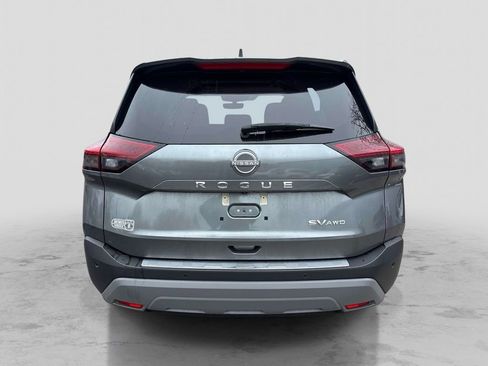 Used 2023 Nissan Rogue SV w/ SV Premium B Package image 4