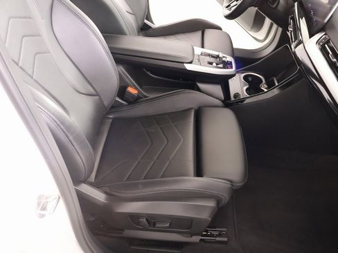 Used 2025 BMW X2 xDrive28i image 13