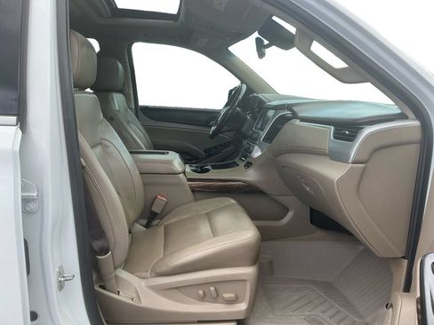 Used 2019 GMC Yukon XL SLT w/ Open Road Package RWD image 22