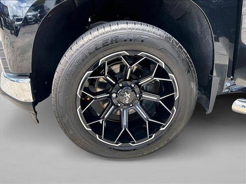 Used 2021 Chevrolet Silverado 1500 LT RWD image 10