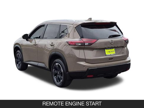 Certified 2024 Nissan Rogue SV w/ SV Premium Package FWD image 7