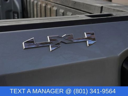 Used 2025 GMC Sierra 1500 SLT image 11