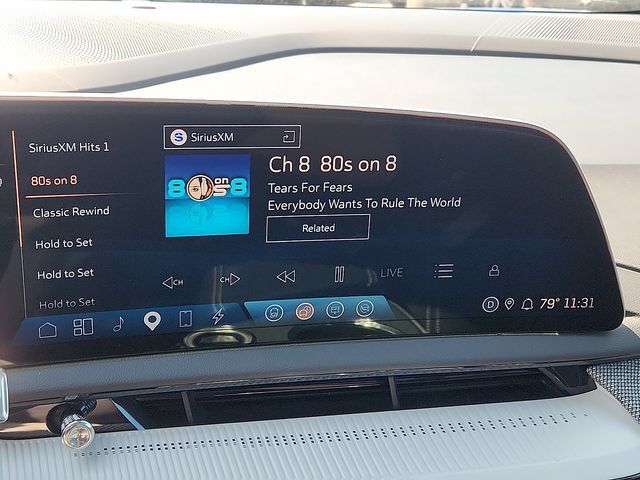 Certified 2025 Cadillac Optiq Luxury 2 AWD/4WD image 17
