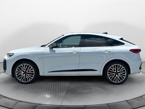 Certified 2026 Audi SQ5 Premium Plus AWD/4WD image 4