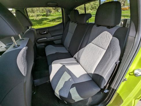 Used 2023 Toyota Tacoma TRD Off-Road w/ Advanced Technology Package image 16