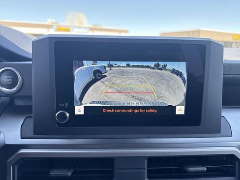 Used 2026 Toyota 4Runner SR5 AWD/4WD image 17