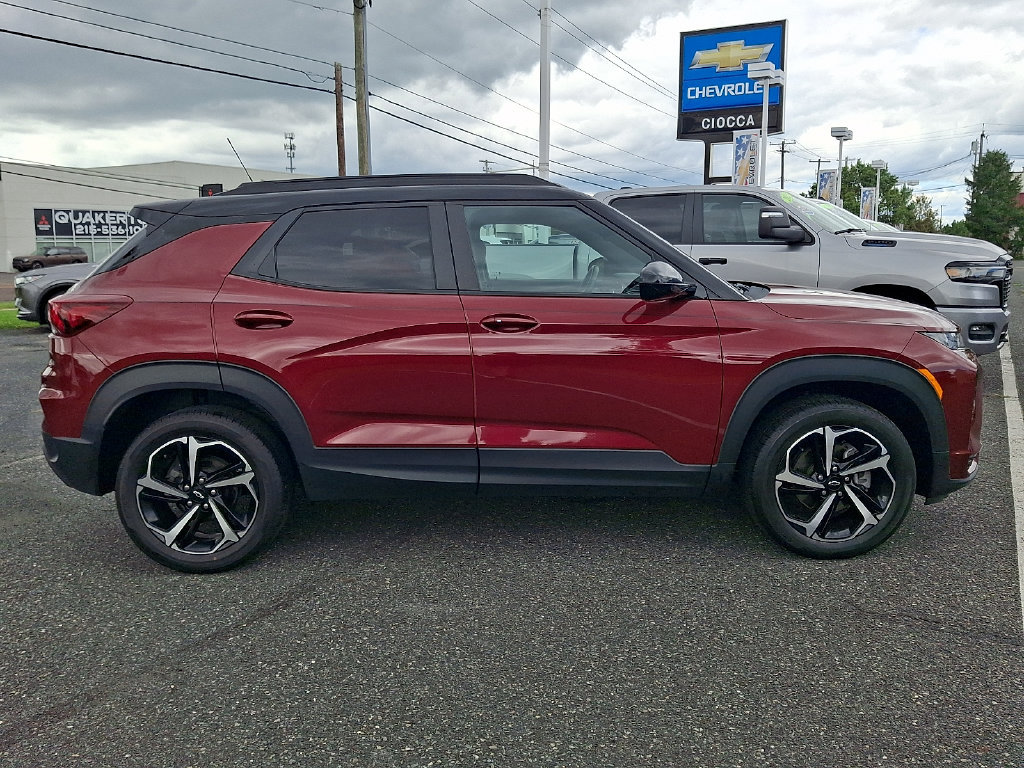 Used 2023 Chevrolet TrailBlazer RS w/ Convenience Package AWD/4WD image 10