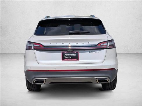 Used 2019 Lincoln Nautilus Reserve AWD/4WD image 7