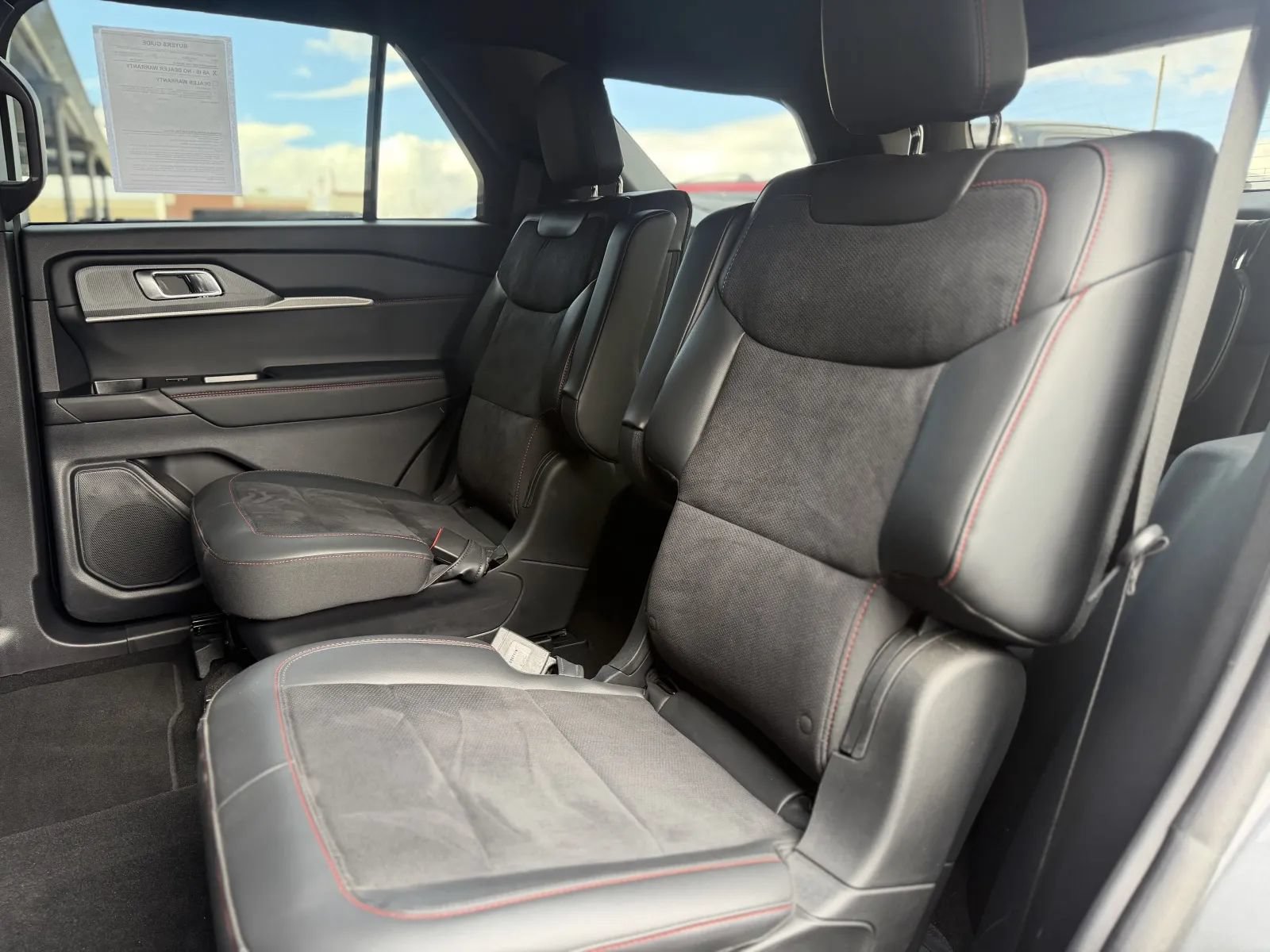 Used 2025 Ford Explorer ST AWD/4WD image 16