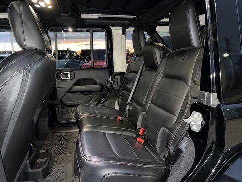 Used 2021 Jeep Wrangler Unlimited Sahara image 15