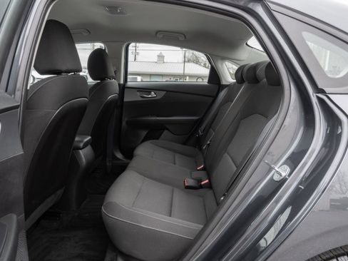 Used 2021 Kia Forte LXS FWD image 20
