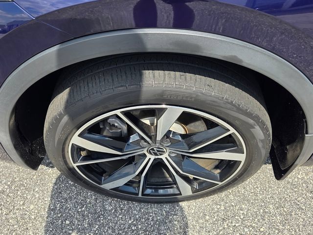 Used 2022 Volkswagen Tiguan SEL R-Line AWD/4WD image 19