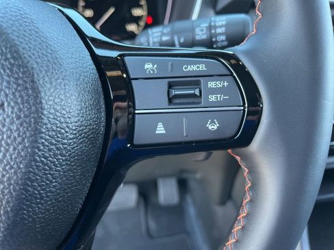 Certified 2025 Honda Pilot Sport image 21