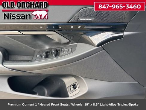 Used 2024 BMW 530i xDrive AWD/4WD image 11