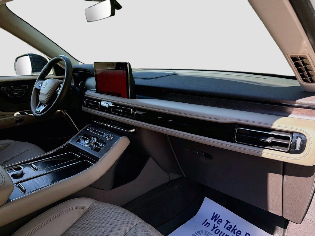 Used 2024 Lincoln Aviator Reserve w/ Elements Package Plus AWD/4WD image 35