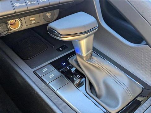 New 2025 Hyundai Elantra Sport image 16