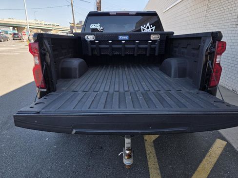 Used 2021 Chevrolet Silverado 1500 LT image 8