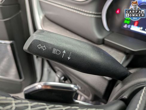 Used 2022 Jeep Grand Cherokee Overland w/ Luxury Tech Group IV AWD/4WD image 18