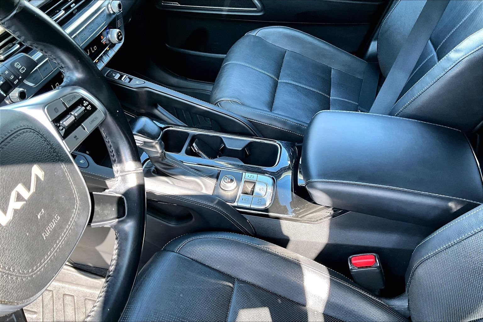 Used 2022 Kia Telluride EX w/ Towing Package FWD image 20