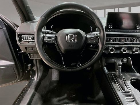 Used 2023 Honda Civic Sport image 5