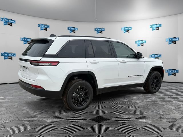 New 2026 Jeep Grand Cherokee Altitude AWD/4WD image 5