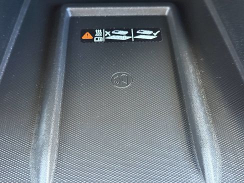 Used 2018 Chevrolet Traverse High Country image 29