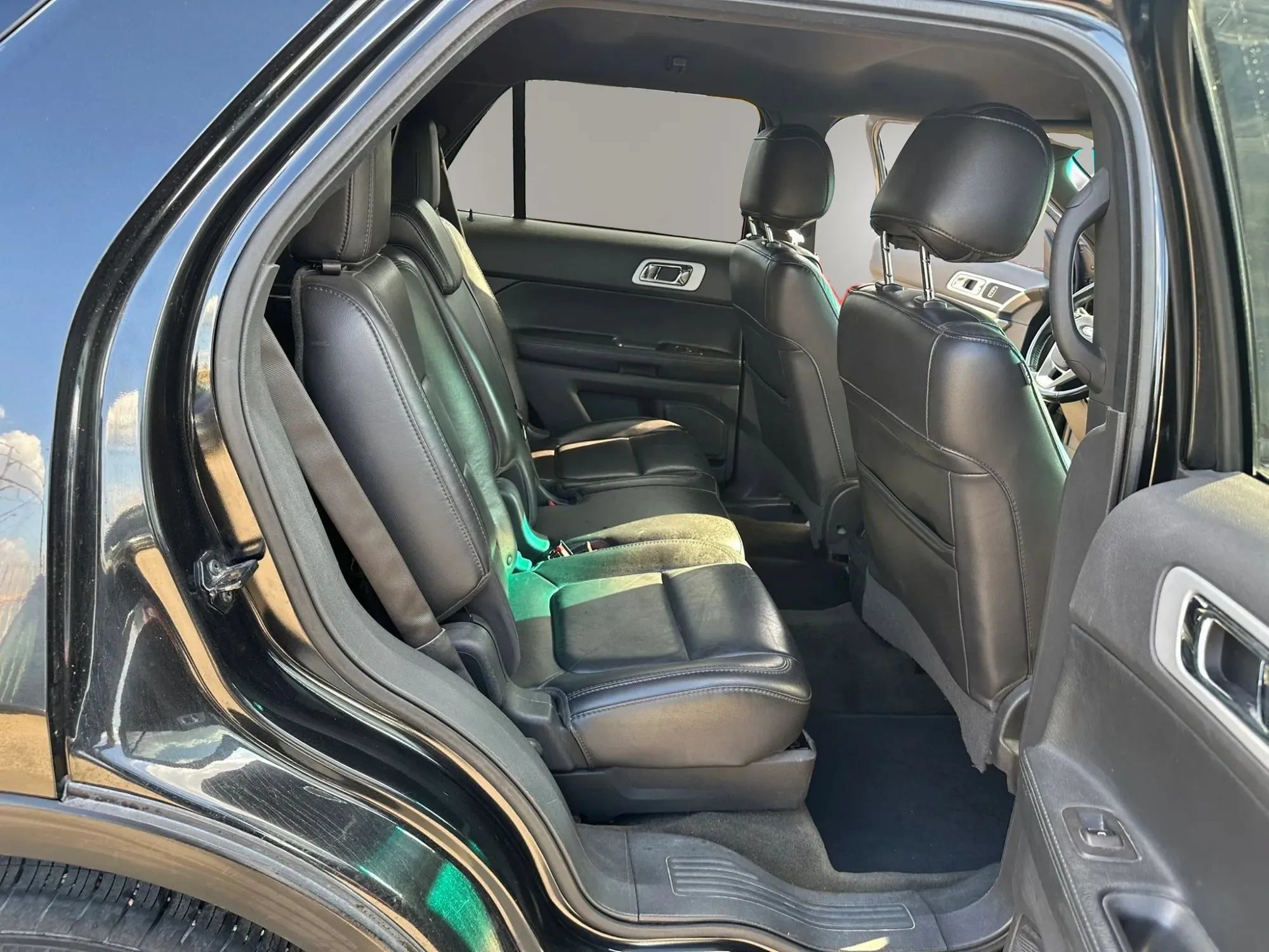 Used 2013 Ford Explorer XLT FWD image 17