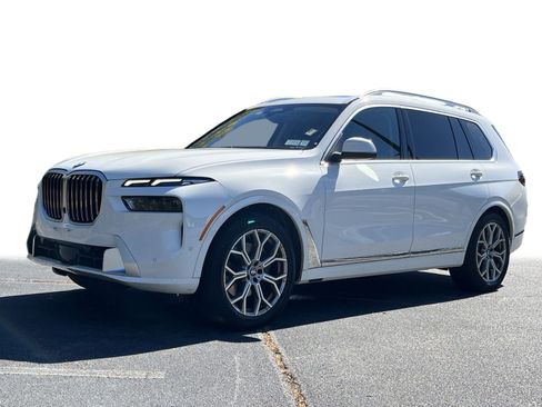 Used 2023 BMW X7 xDrive40i image 26