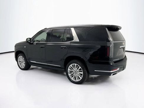 Used 2026 Cadillac Escalade Luxury AWD/4WD image 7