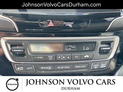 Used 2021 Honda Pilot Black Edition image 17