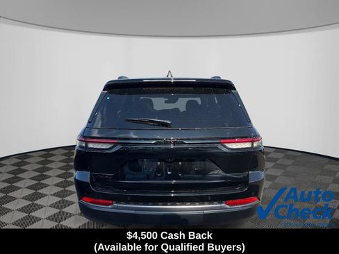 New 2026 Jeep Grand Cherokee Altitude AWD/4WD image 3