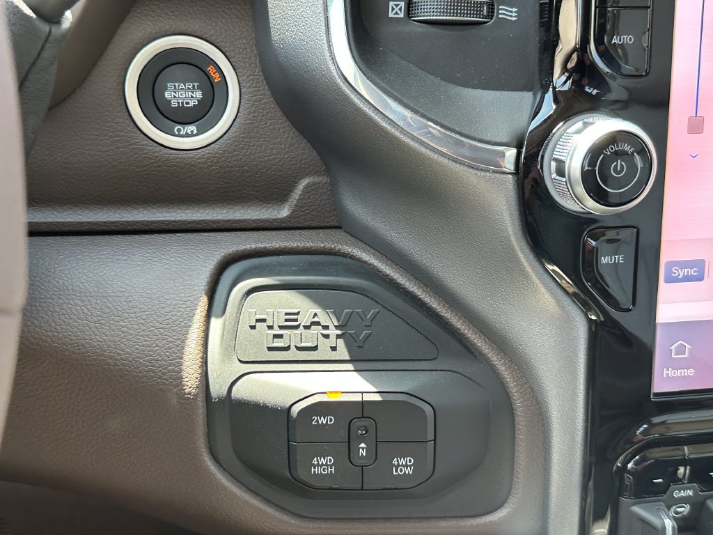 New 2026 RAM 2500 Laramie w/ Towing Technology Group AWD/4WD image 19