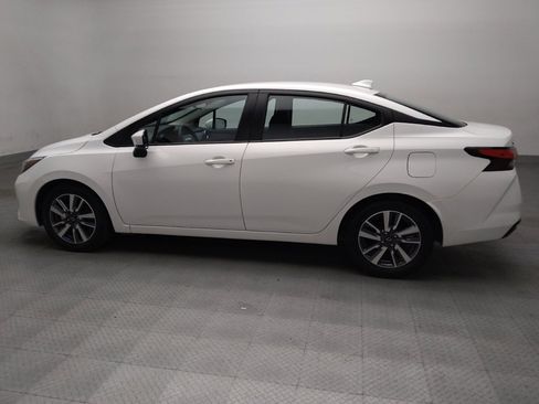 Used 2025 Nissan Versa SV FWD image 3