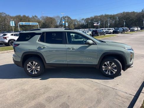 New 2026 Chevrolet Equinox LT w/ Convenience Package II image 9