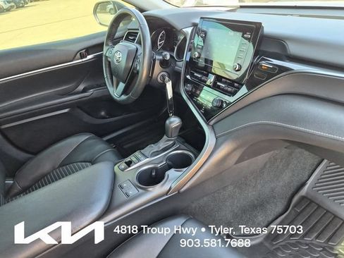 Used 2023 Toyota Camry SE w/ Cold Weather Package AWD/4WD image 11