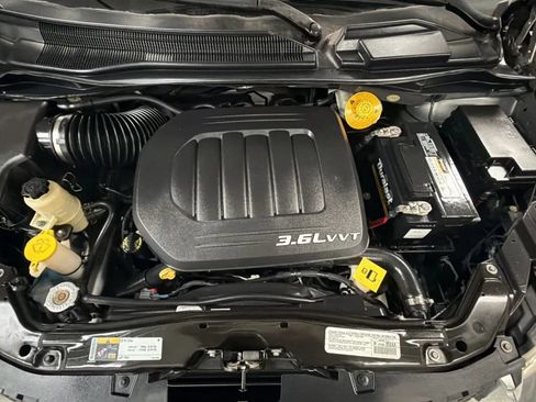 Used 2014 Dodge Grand Caravan SXT FWD image 21