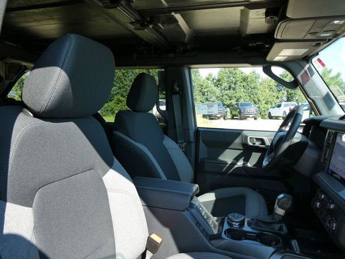 New 2026 Ford Bronco Big Bend AWD/4WD image 10
