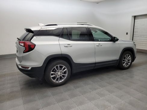 Used 2022 GMC Terrain SLT AWD/4WD image 10