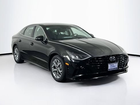Used 2023 Hyundai Sonata SEL image 3