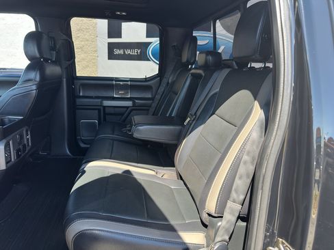 Used 2018 Ford F150 Raptor w/ Equipment Group 802A Luxury AWD/4WD image 22