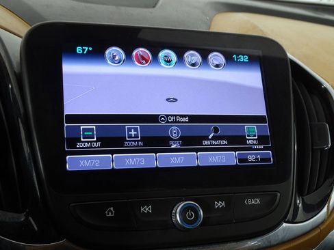 Used 2017 Chevrolet Volt Premier w/ Driver Confidence II Package image 35