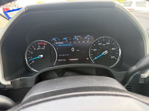 Used 2018 Ford F250 Lariat w/ Lariat Ultimate Package AWD/4WD image 9