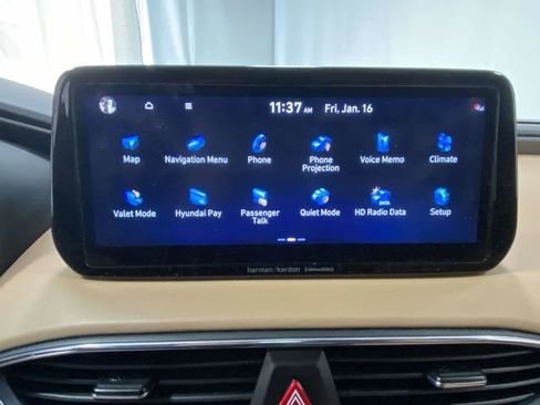 Used 2023 Hyundai Santa Fe Calligraphy w/ Winter Weather Package image 17