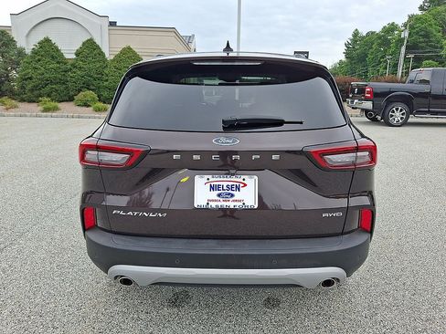 Certified 2023 Ford Escape Platinum AWD/4WD image 23