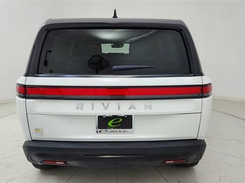 Used 2024 Rivian R1S Adventure image 5