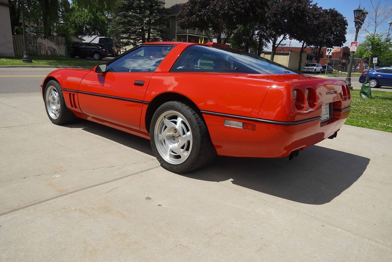 Used 1990 Chevrolet Corvette ZR-1 RWD image 12