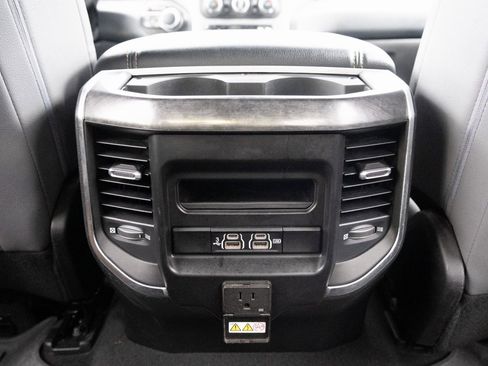 Used 2019 RAM 1500 Big Horn image 18
